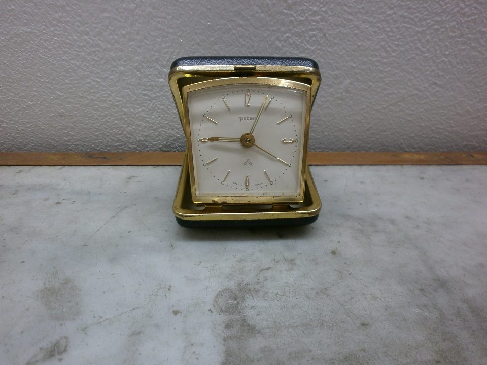 Antikpisan Travel Clock Merek Peter Made In Germany