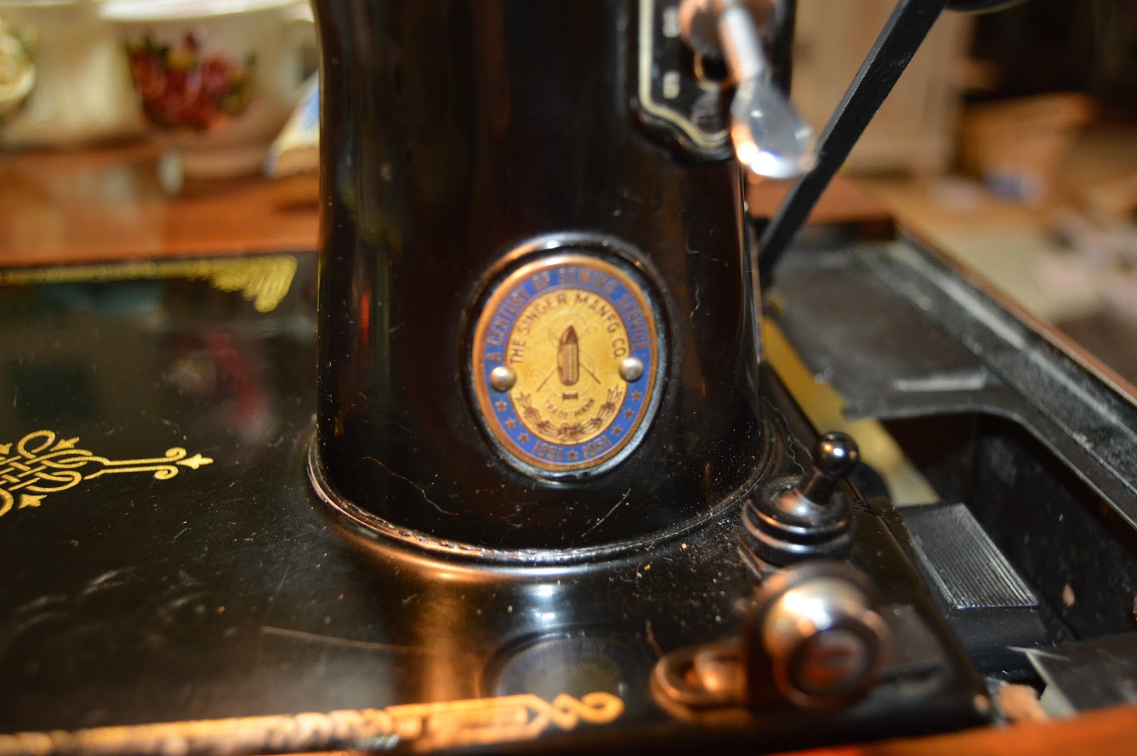 Missy's Homemaking Adventures Featherweight