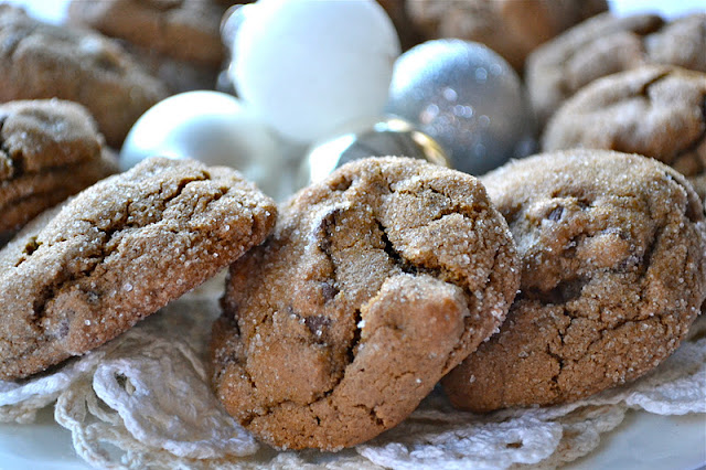 Chocolate Gingerbread Cookies | www.motherthyme.com