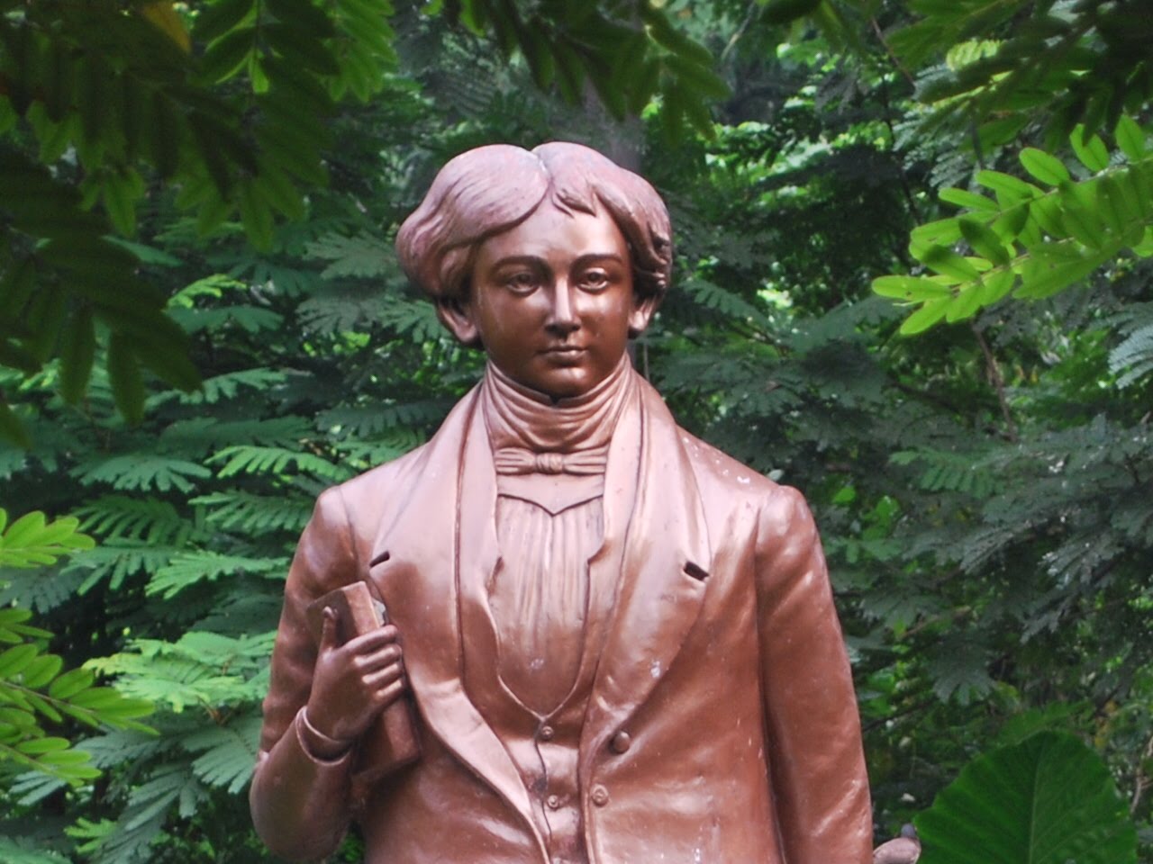 Henry louis vivian derozio paragraph for class 8 image