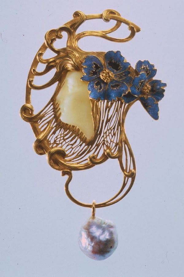 Art Nouveau artists Lalique Jewelry. Pendants Blog of an Art Admirer