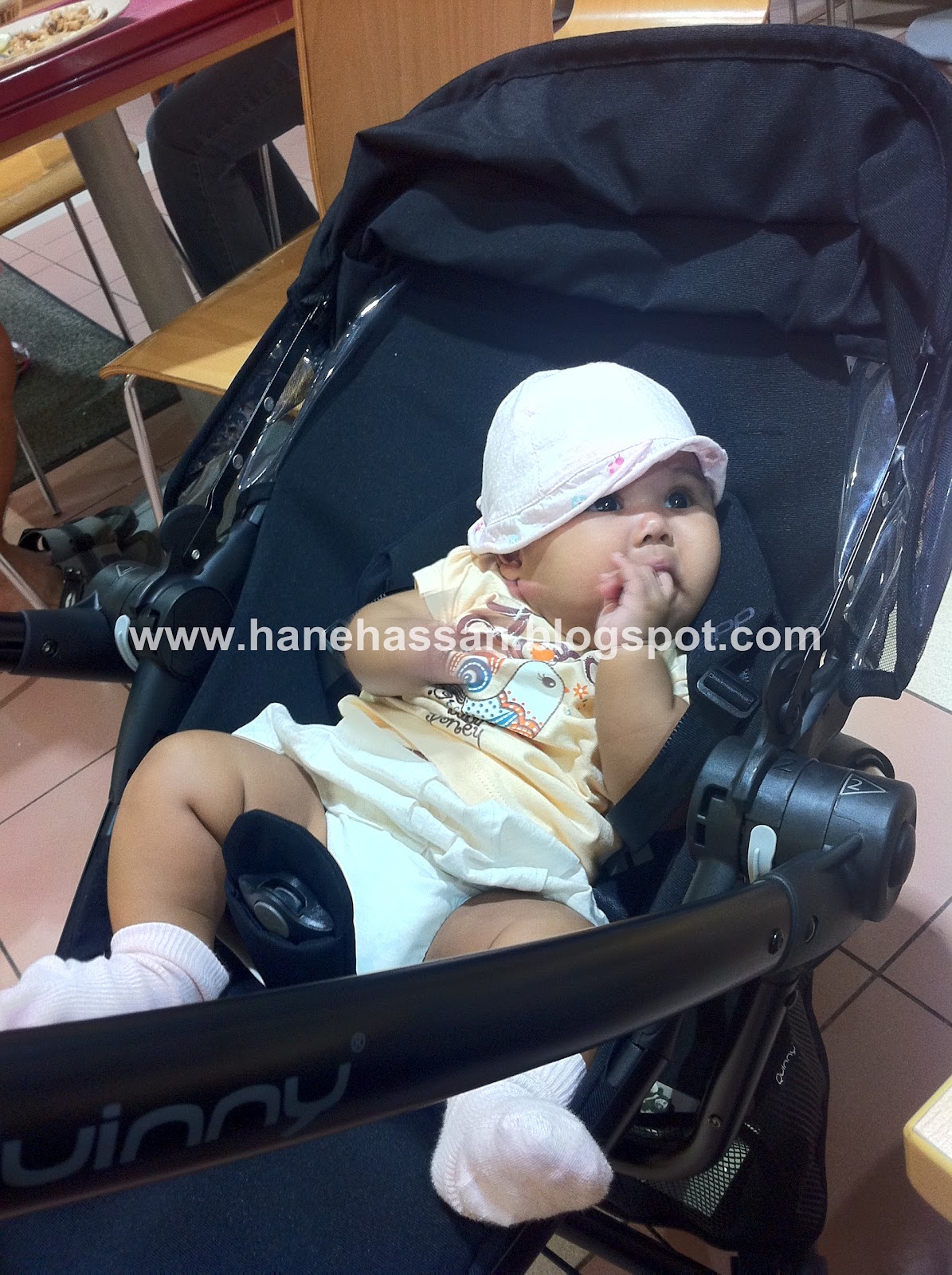http://1.bp.blogspot.com/-A2GK3zwy9-s/T3pMiygEAfI/AAAAAAAAAlg/DWaFtHwzYDY/s1600/Quinny+Zapp+Xtra+2012+(7).jpg