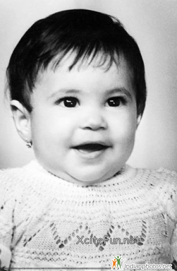 Childhood Pictures of Celebrities Actors Actress: Shakira childhood pics