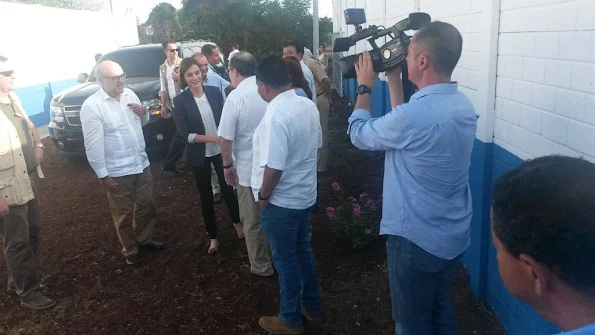 Queen Letizia of Spain visited water and sanitation facilities for the Isla de Mendez