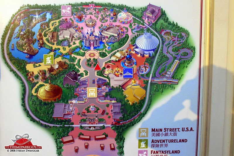 JALAN KE HONGKONG MACAU ENTIN & TJONDRO WITH KIDS DAY 2 DISNEYLAND