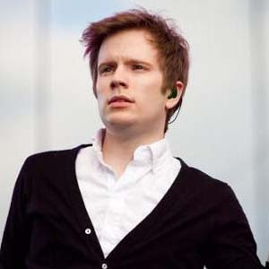 Patrick Stump - Porcelain Lyrics | Letras | Lirik | Tekst | Text | Testo | Paroles - Source: mp3junkyard.blogspot.com