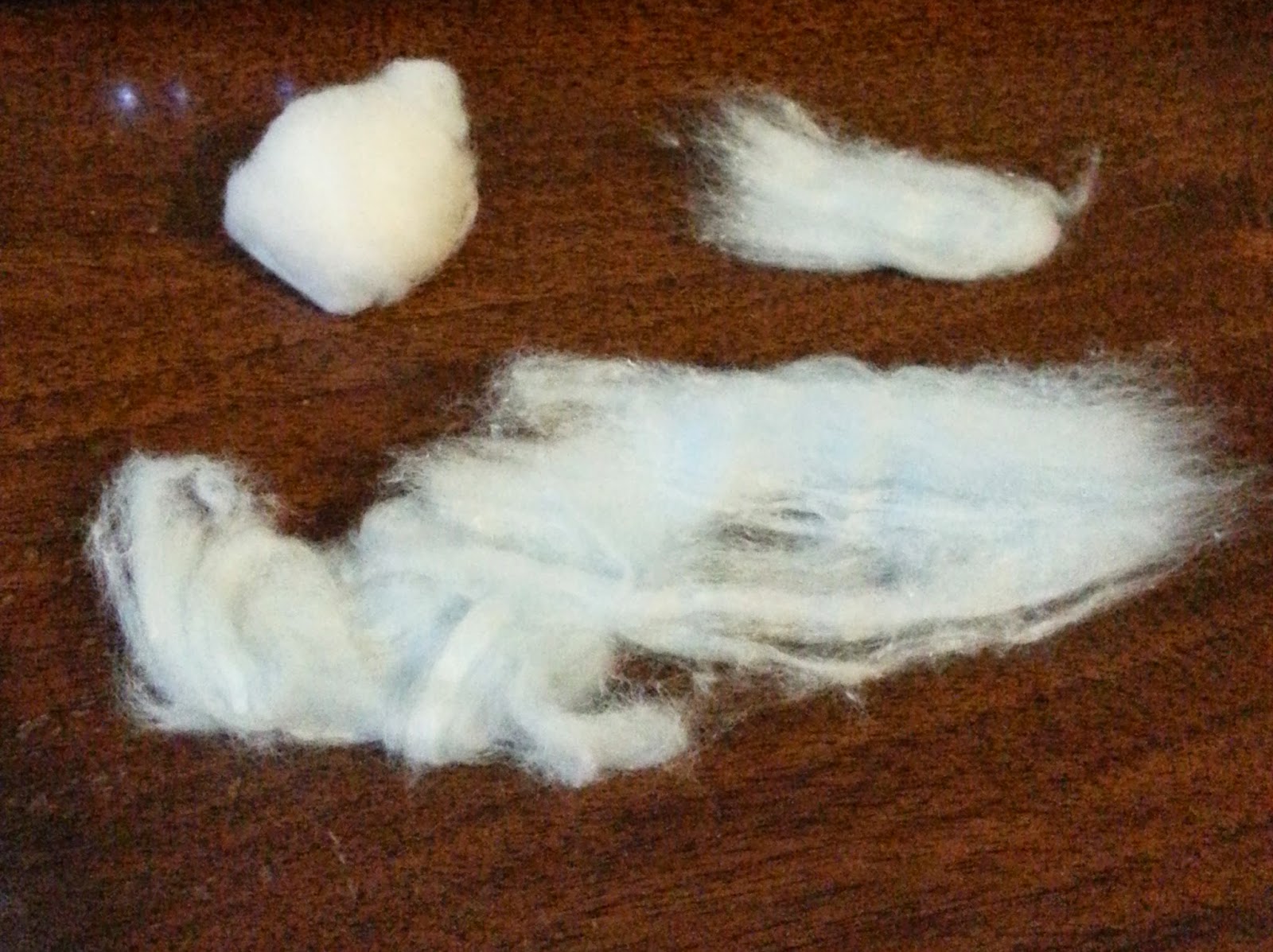 Clothes & Dreams: Tutorial: How to take off nail polish with cotton balls: only one cotton ball needed