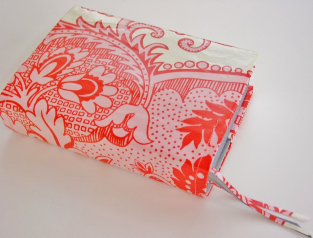 Niesz Vintage Home...and fabric Cotton Laminate Bible/Book Cover