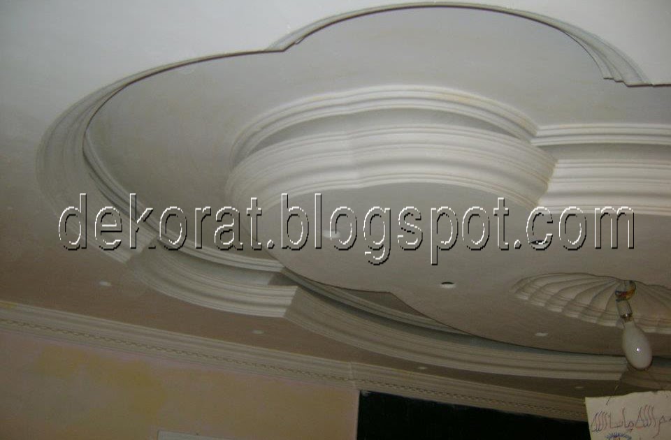سقف معلق من الجبس المصيص+بيت نور من الجبس المصيصSuspended Ceilings