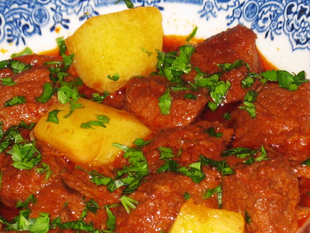 Cafe cgtanes Nisan 2012