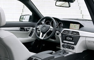 2012 Mercedes-Benz C-Class interior