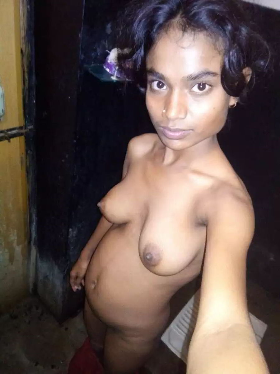 Bangladeshi girl show body live xxx pic