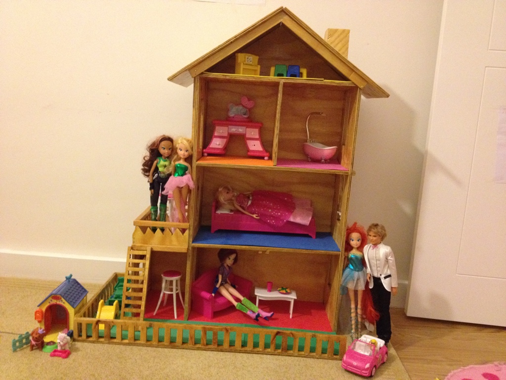 naz la beraber yasam oyuncak ahsap ev