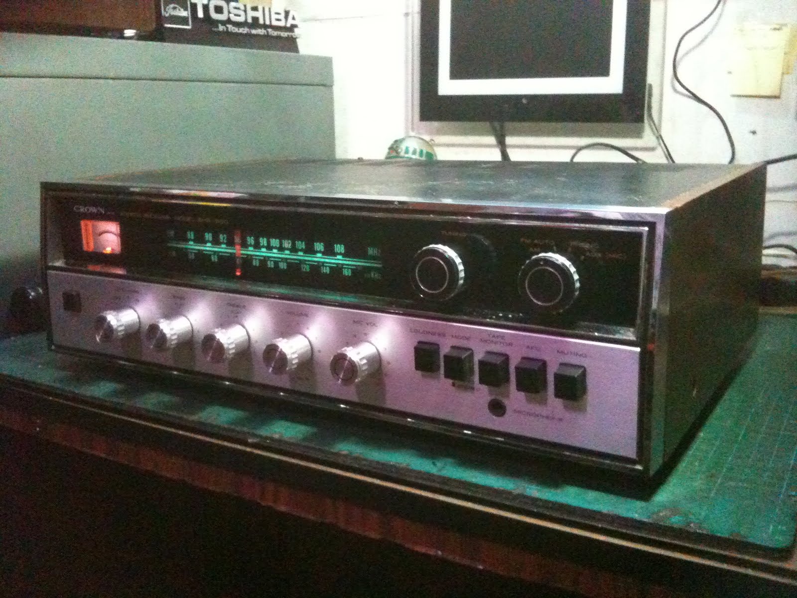 Vintage Audio Crown SHR 900 Receiver Amplifier