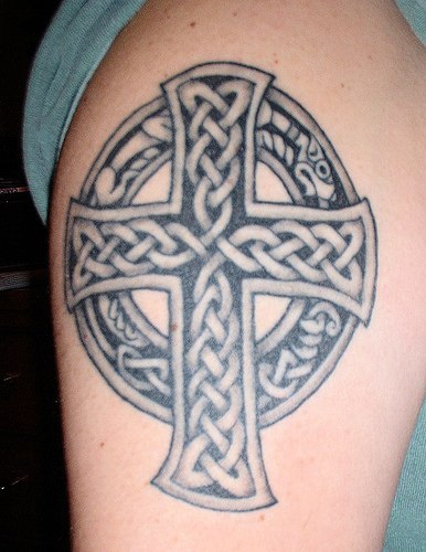 cross designs for tattoos. dresses cross tattoo patterns.