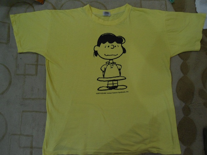 bundle select T shirt Lucy Peanuts