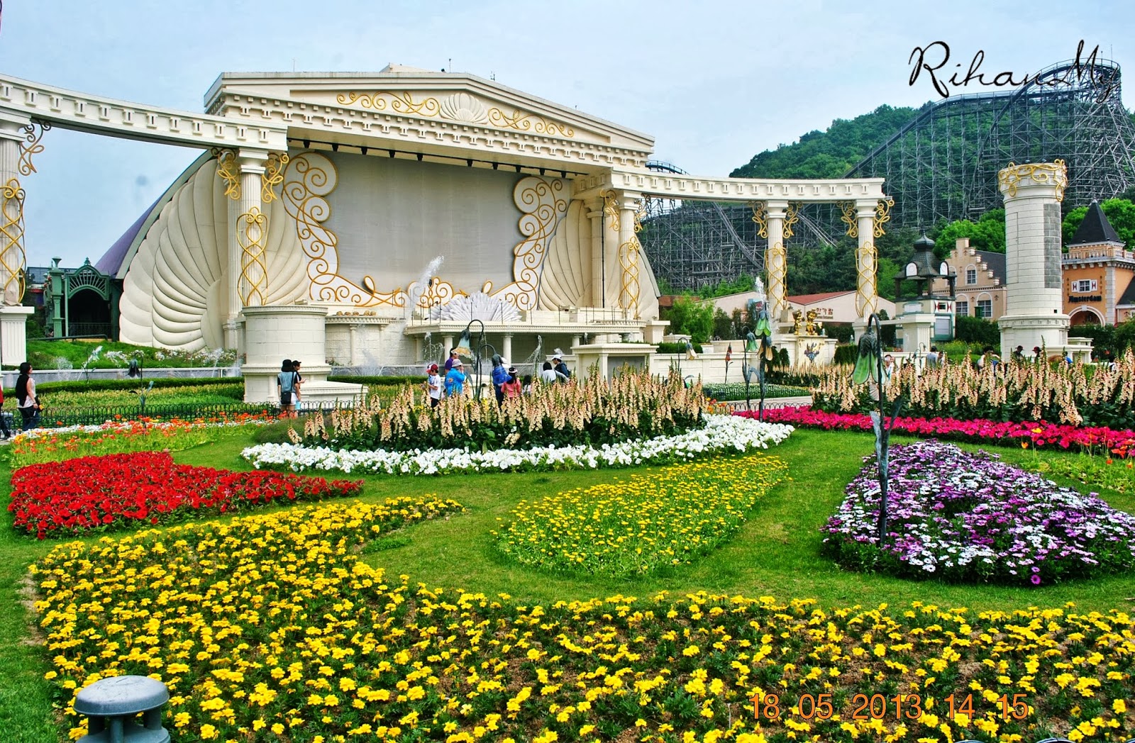 CikHan KOLEKSI GAMBAR DI FOUR SEASONS GARDEN EVERLAND DAN