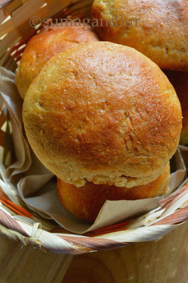 Veggie Platter Eggless, Butterless Wheat FlaxSeed Meal Rolls
