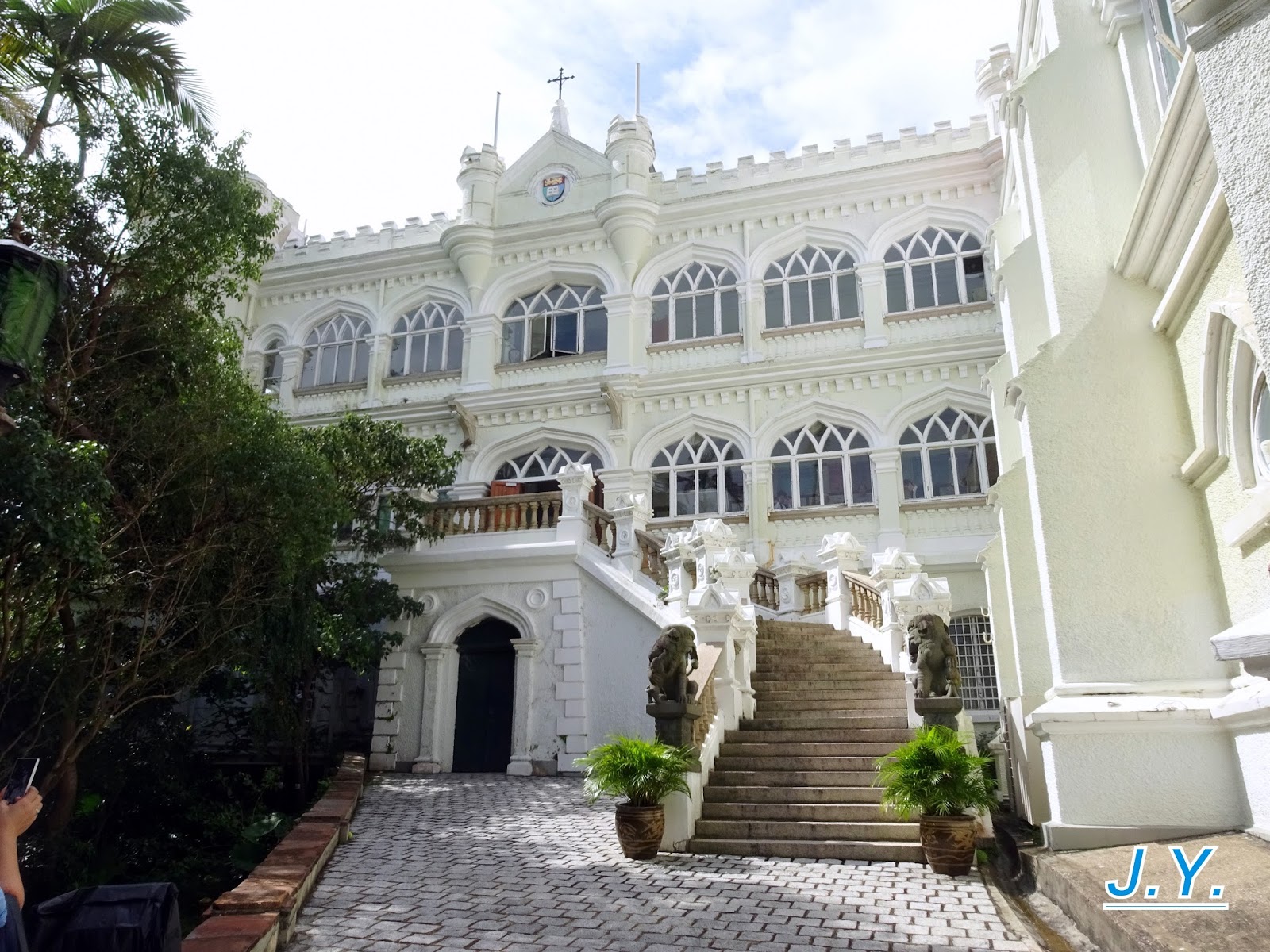 J. Y. University Hall, HKU