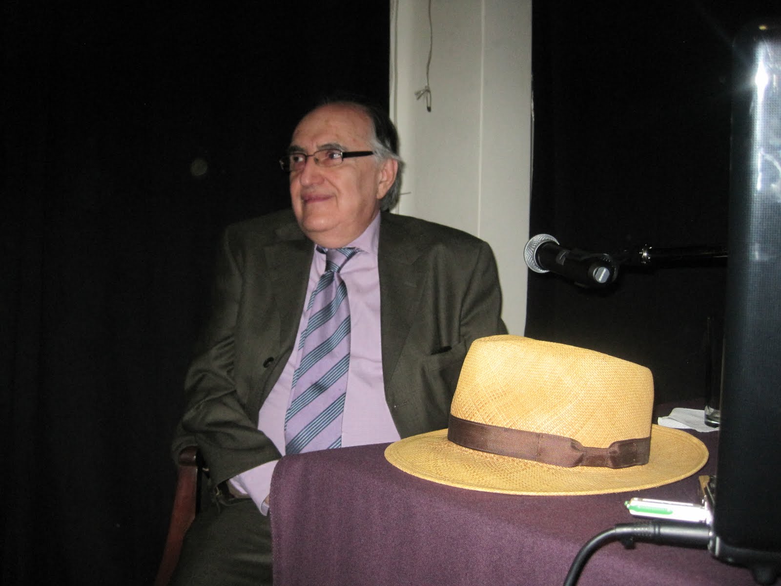 Blog de RadioAMLO El Dr Alfredo Jalife estuvo en el círculo de