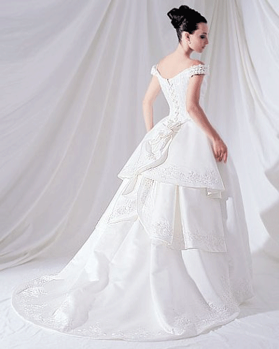 Here we collect some Elegant Wedding Dresses