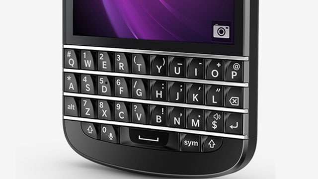 The latest smart phones available in India BlackBerry Q10, HTC Desire U and HTC XDS