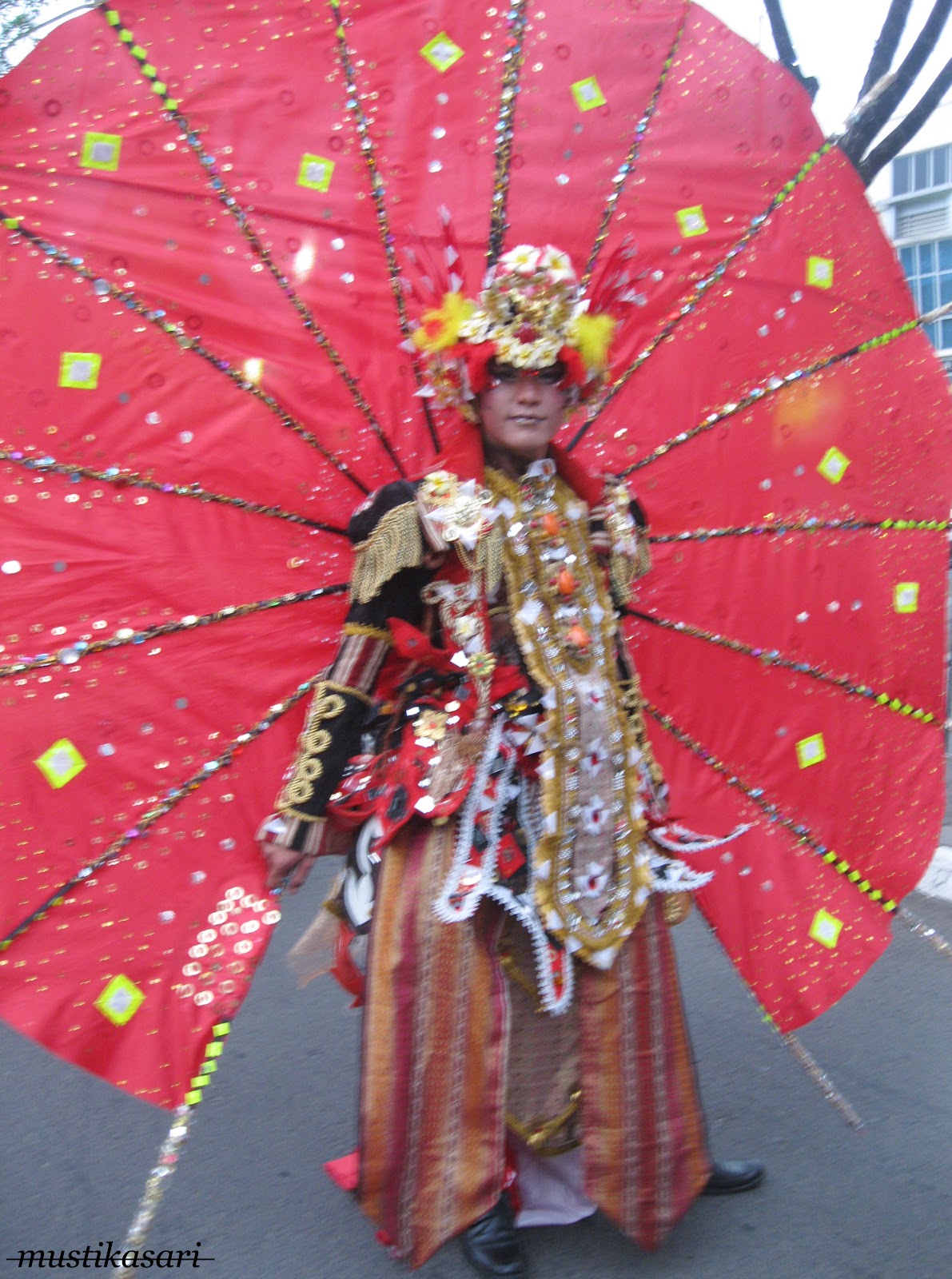 Ika Fitri Mustikasari Gading Night Carnaval Menjemput Satu Mimpiku