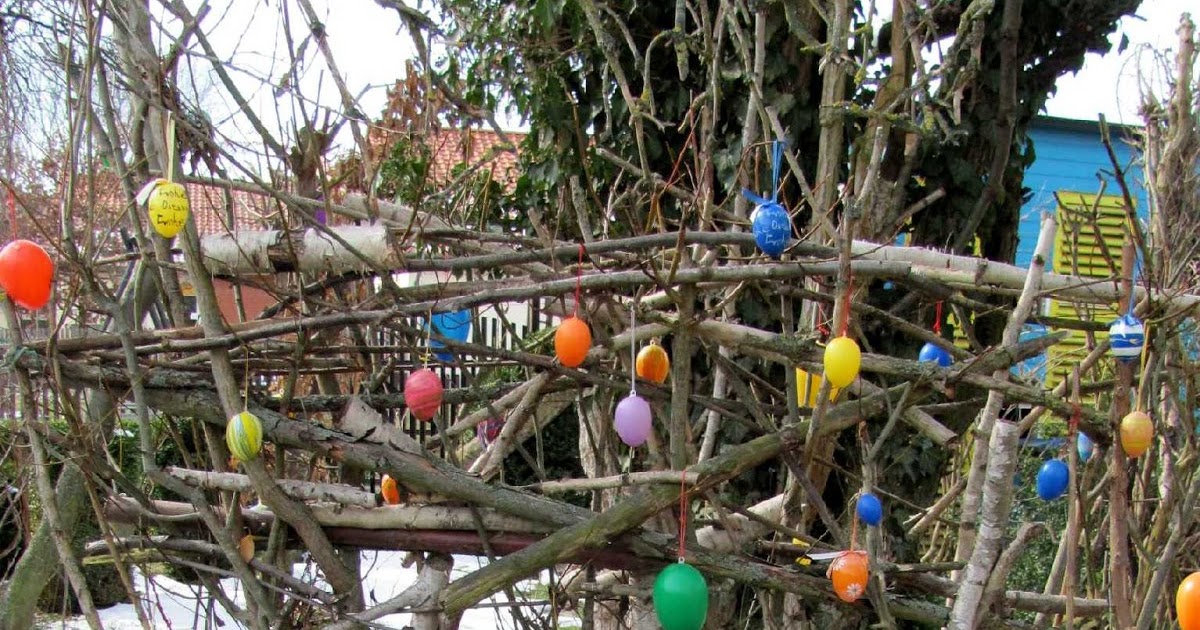 Garten-anders: Ostereierdekoration im Garten
