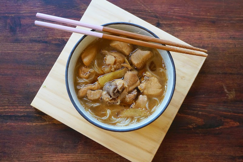 Sesame Wine Chicken With Somen/Mee Sua