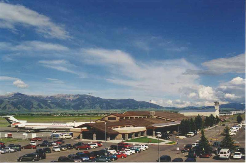 otros viajes YELLOWSTONE. AEROPUERTOS