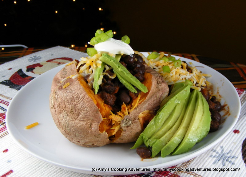 Baked Sweet Potato with Black Beans