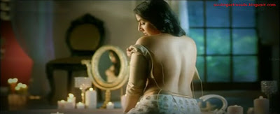 صورة فاضحة ل فيديا بالان في فلمها الجديد  Vidya+balan+no+bra