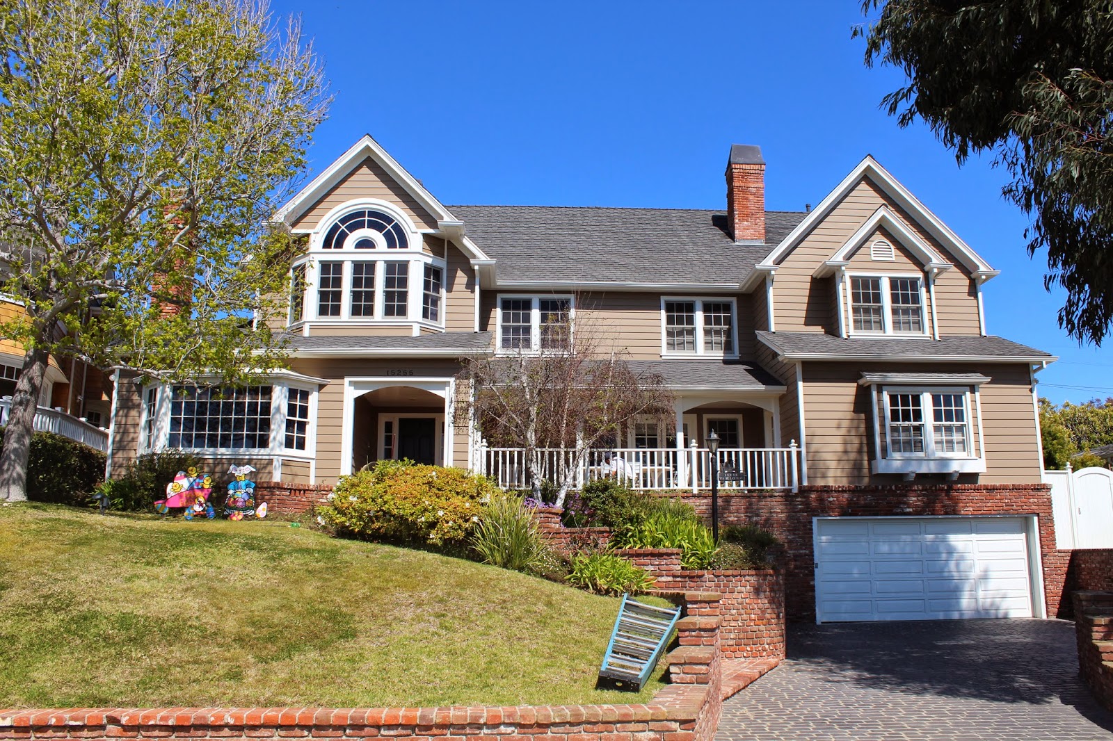 SetJetter & Movie Locations and More A Woman Scorned The Betty