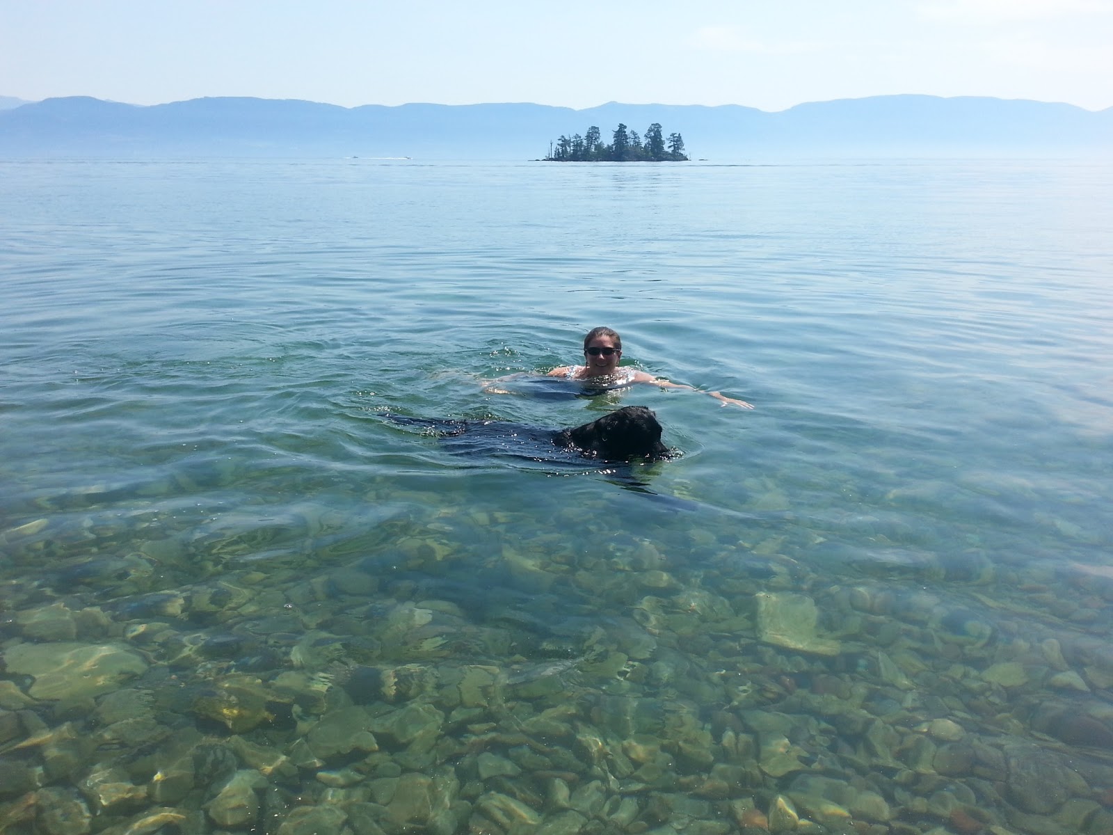 RVAGOGO Flathead Lake, Montana