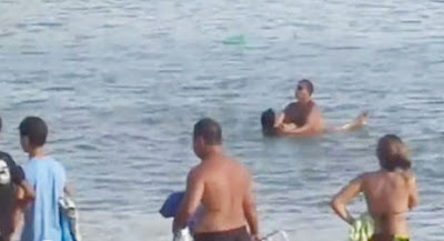 MULHER FILMADA TRANSANDO NA PRAIA DE RIO DAS OSTRAS SE DEFENDE – VEJA O VÍDEO