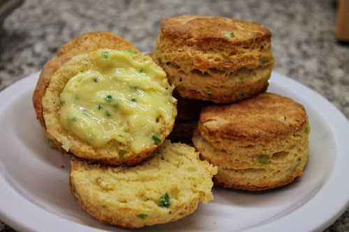 Cheesy Scallion-Corn Biscuits