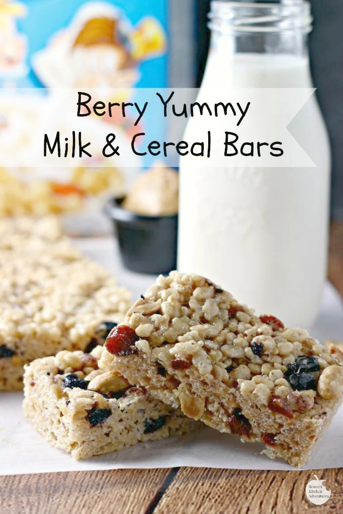 Berry Yummy Cereal Bars | by Renee's Kitchen Adventures - Easy recipe for a wholesome on-the-go breakfast or snack. You can make your own milk and cereal bars right at home! #FueledForSchool ad