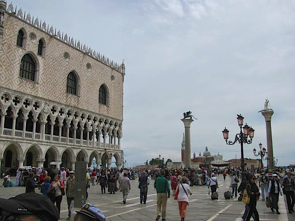 Bernau LIVE ist dann mal (fast) weg! Bernau LIVE goes Europe! Teil 4 - Venedig 37 Bernau LIVE - Dein Stadtmagazin für Bernau bei Berlin