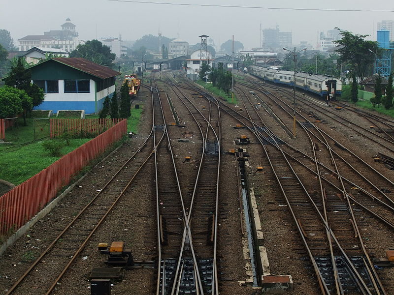 Stasiun Bandung ~ Indonesia's Railway