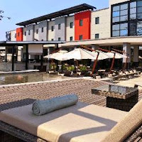 Guebuza inaugura Park Inn em Tete
