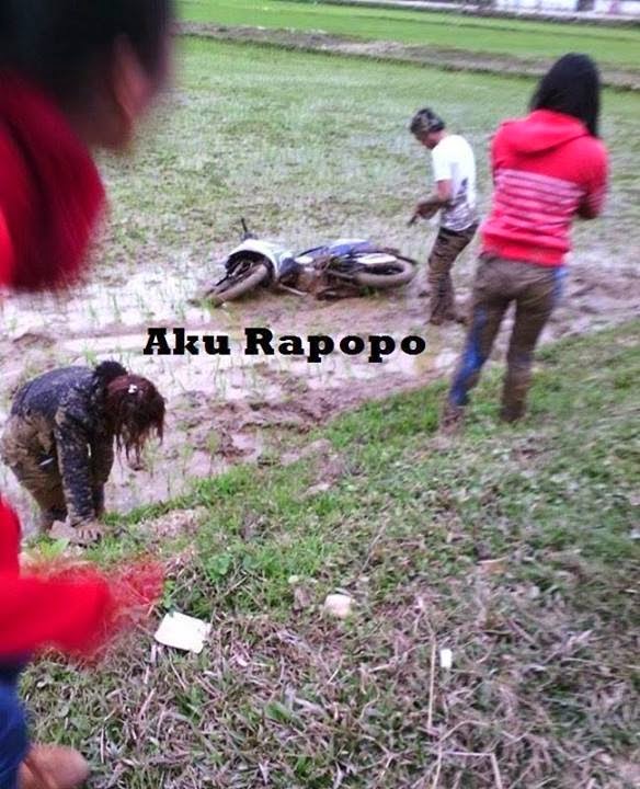 Pembalap Motor Ugal Ugalan