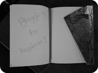 blog for happiness, writing in notebook, britmums live