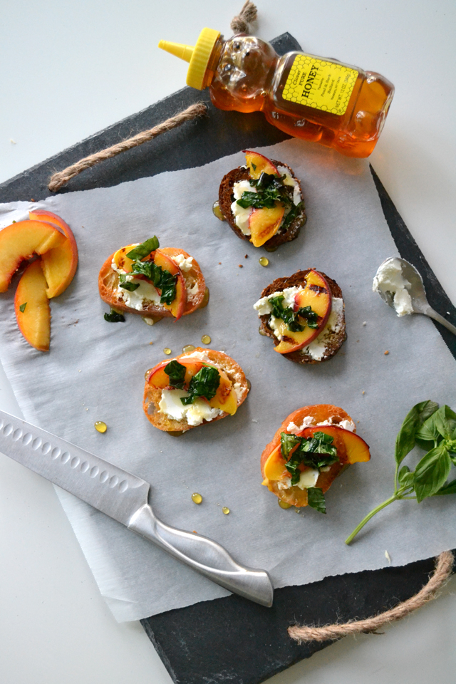 FOOD PEACH CROSTINI & GOAT CHEESE Made By Girl