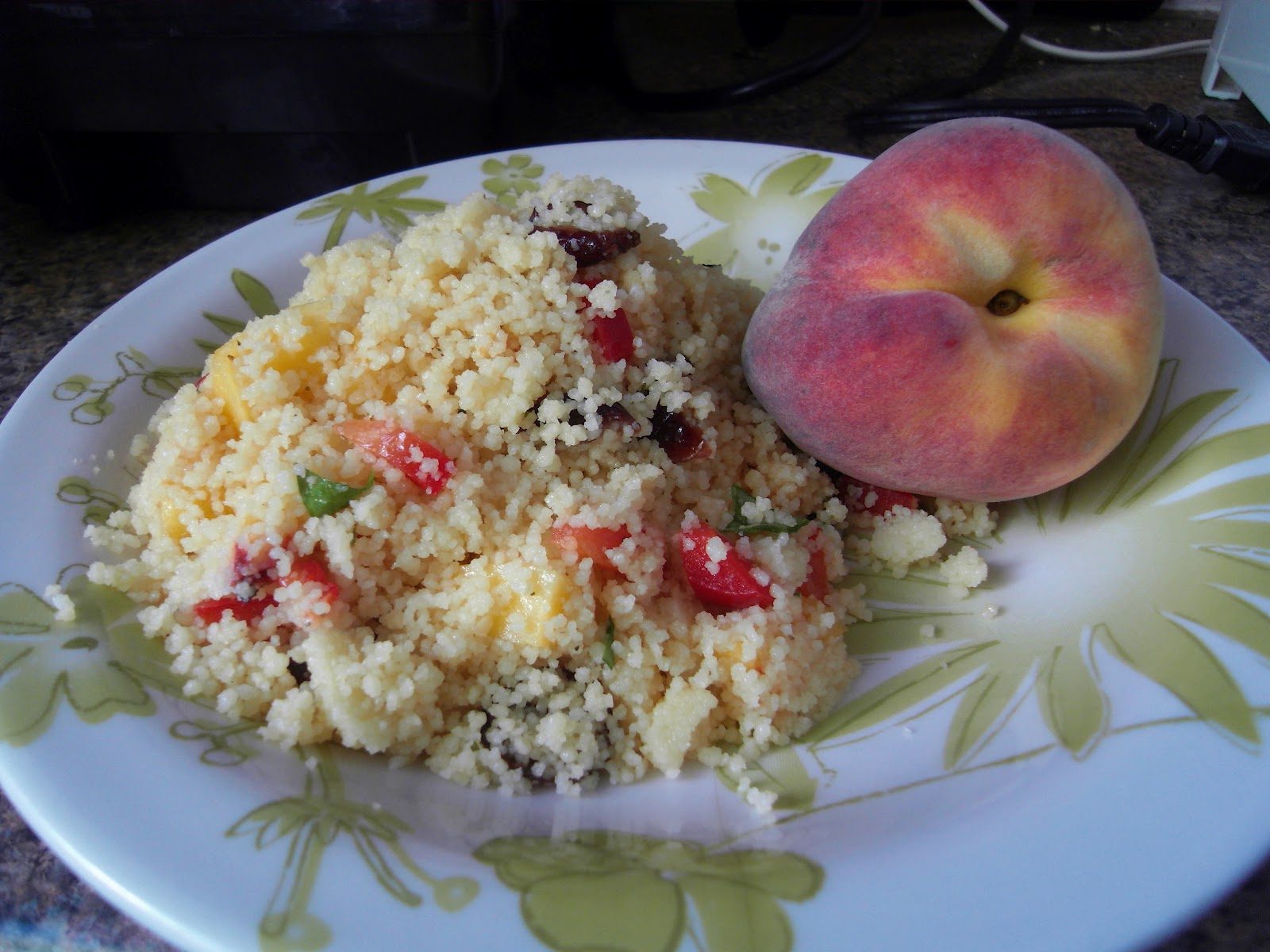 L'assiette vegan Salade de couscous orange et canneberge