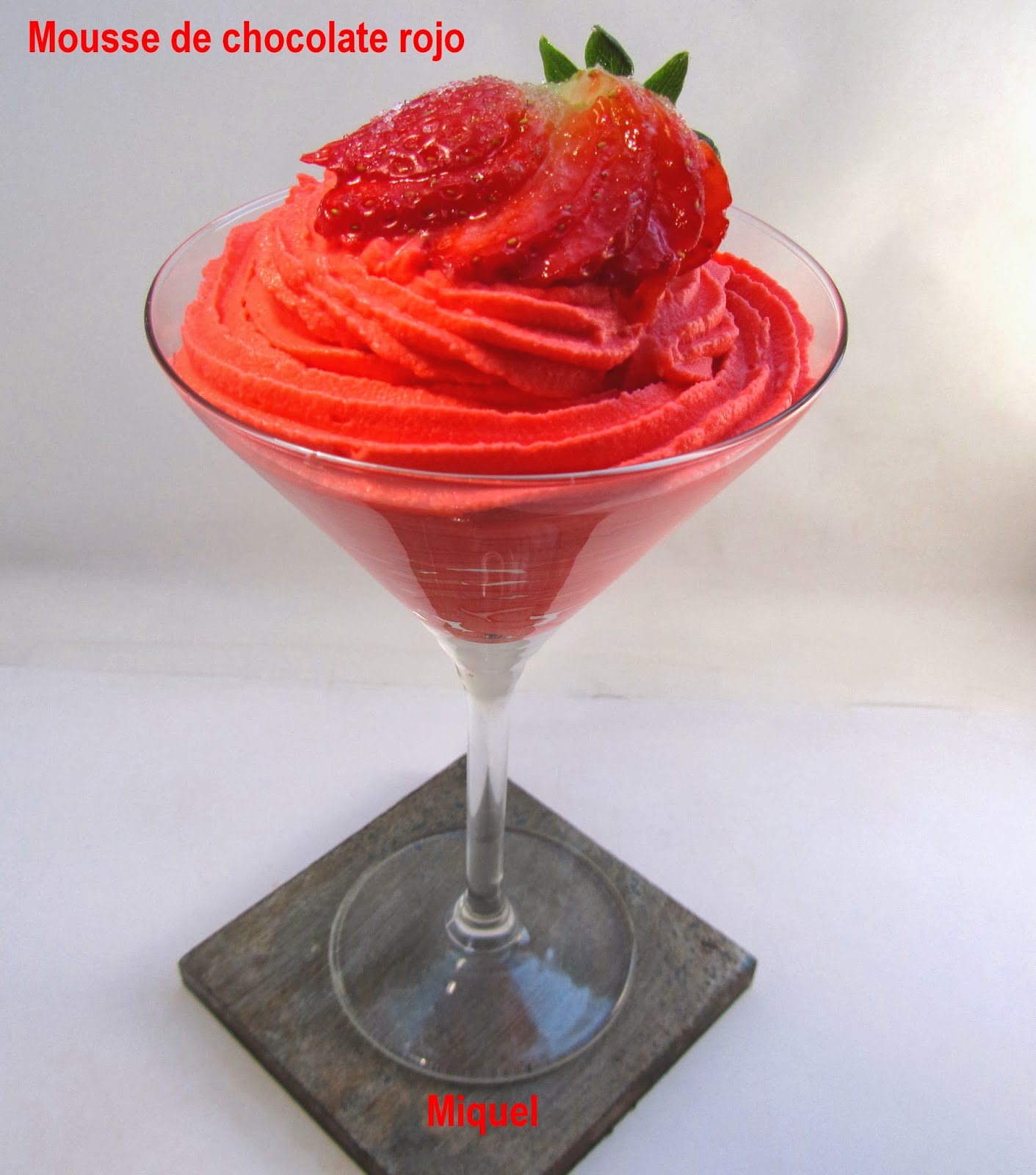 Les receptes del Miquel Mousse de chocolate rojo