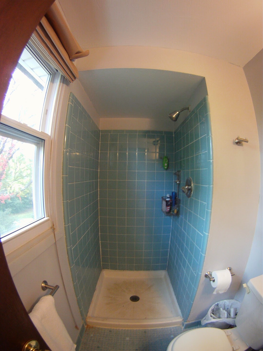 easy tips for remodeling bathroom shower, shower pan