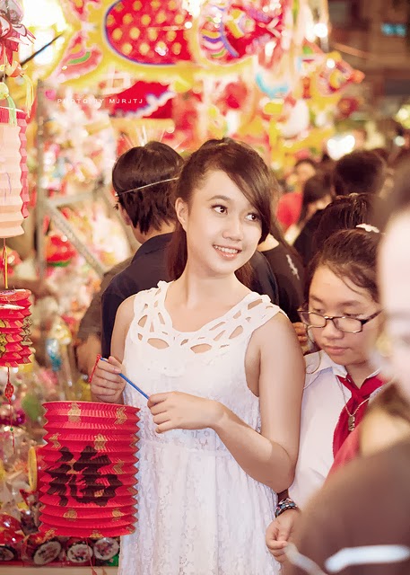 Dạo quanh phố lồng đèn