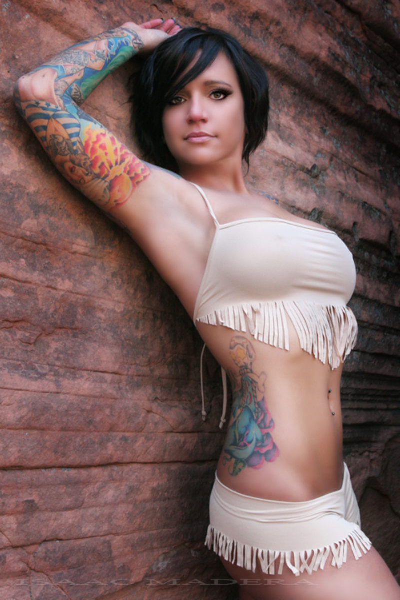 tattooed-chick-sexy.jpg