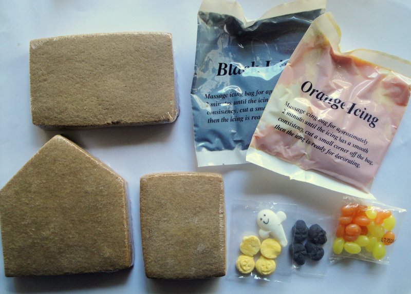 Grocery Gems Halloween Gingerbread House Kit (Asda)