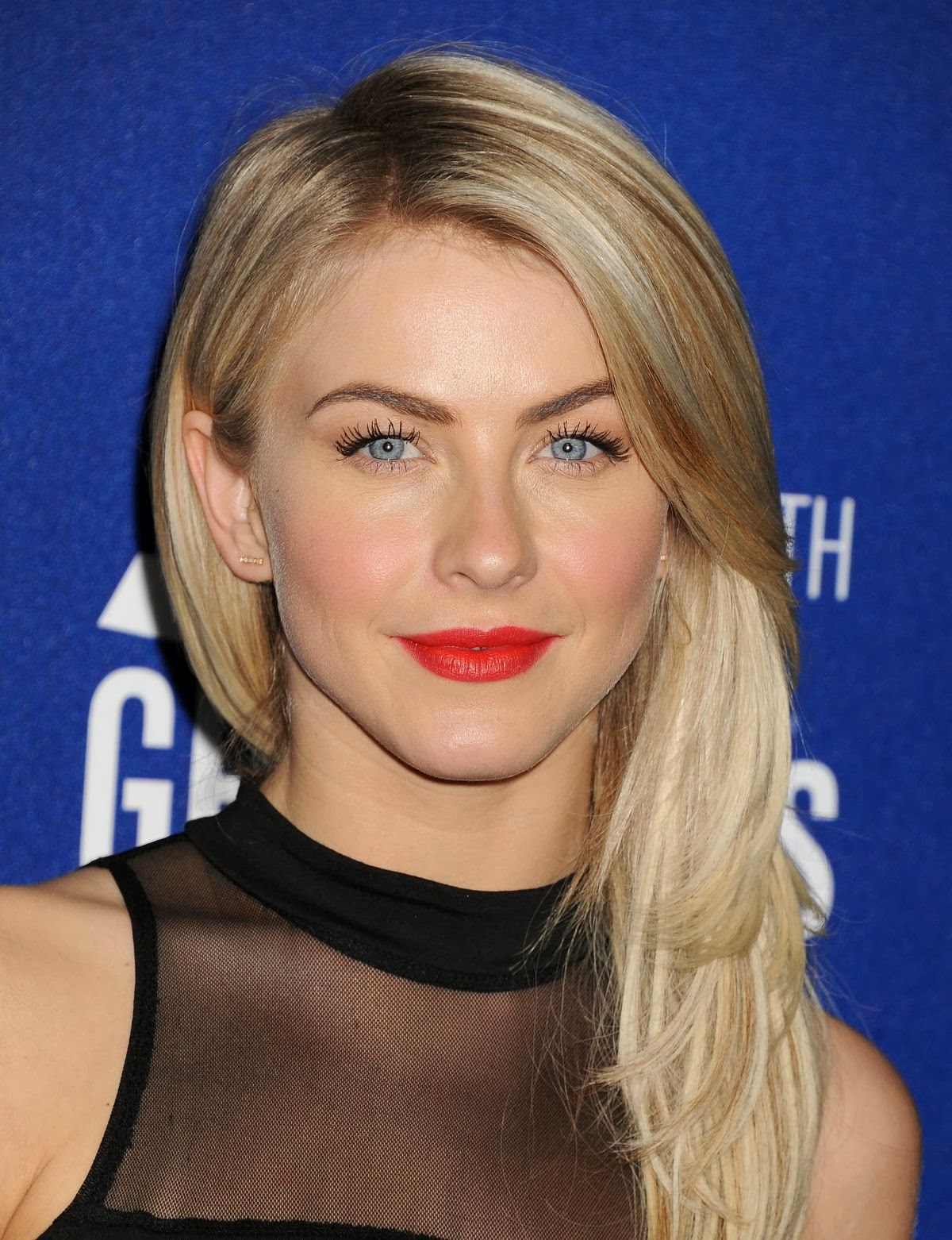 Julianne Hough American Actress and Professional Dancer - SHINER PHOTOS
